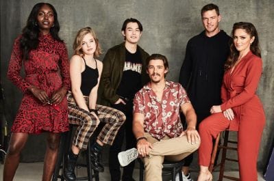 Brenton Thwaites and his co-stars of Titans