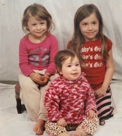 Gideon Adlon with her two sisters Odessa and Valentine